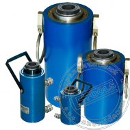 Домкрат с полым штоком